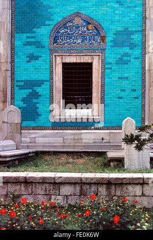 Facade of the The Green Tomb or Yesil Türbe, built in 1421, contains the Tomb of the Fifth Ottoman Sultan Mehmet 1, Bursa, Turkey Stock Photo