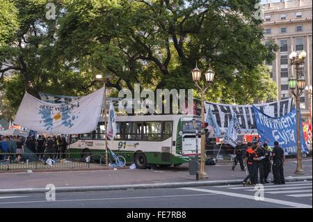 Buenos Aires, Buenos Aires, Argentina. 4th Feb, 2016. A driver of a bus of the 91 line lost control of his vehicle and crashed into May Square, leaving 7 people injured, some of them part of the camp installed at the square demanding the freedom of social activist Milagro Sala. All of the victims were assisted by SAME (emergency service), none of them seriously injured. © Patricio Murphy/ZUMA Wire/Alamy Live News Stock Photo