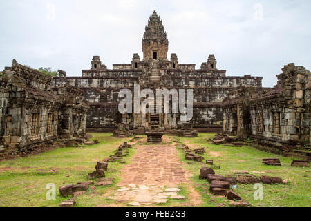 Front view of Bakong Temple. Cambodia. Bakong is the first temple mountain of sandstone constructed by rulers of the Khmer empire at Angkor. Stock Photo