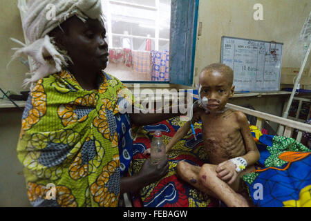 Pediatric care in the MSF hospital , Rutshuru, North Kivu, Democratic Republic of the Congo, DRC, Africa Stock Photo