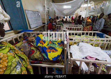 Pediatric care in the MSF hospital , Rutshuru, North Kivu, Democratic Republic of the Congo, DRC, Africa Stock Photo
