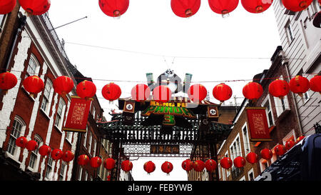 London, UK. 5th February, 2016. Chinatown in Leicester Square prepares for the celebrations of Chinese New Year 2016 - Year of the Monkey which begins on Monday  8 February. The Chinese New Year party in London is the biggest outside of Asia. Credit:  Dinendra Haria/Alamy Live News Stock Photo