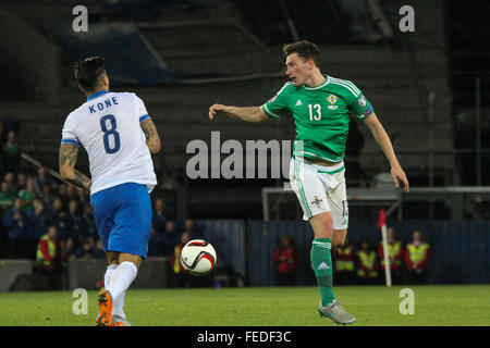 08 Oct 2015 - Euro 2016 Qualifier - Group F - Northern Ireland 3 Greece 1.  Northern Ireland's Corry Evans (13) in midfield action. Stock Photo