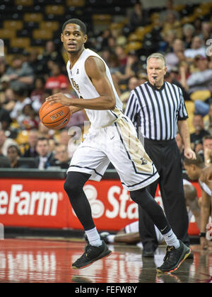 Orlando, FL, USA. 6th Feb, 2016. UCF forward A.J. Davis (3) during 2nd half mens NCAA basketball game action between the Temple Owls and the UCF Knights. Temple defeated UCF 62-60 at CFE Arena in Orlando, Fl. Romeo T Guzman/CSM/Alamy Live News Stock Photo