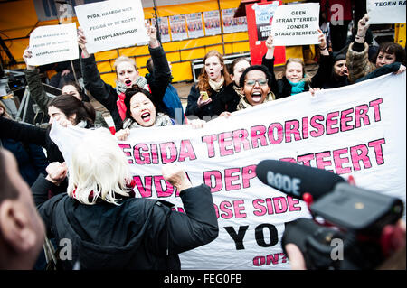 Amsterdam, Netherlands. 6th February, 2016. Refugee welcome, racism not! Demonstration, Amsterdam, The Netherlands. Amsterdam, The Netherlands. 06th Feb. Protesters rallied against Islam and immigration in several European cities Saturday. In Amsterdam, people took the place of Jonas Daniël Meijerplein to raise their voices against the hate and racism which organizations such as Pegida are spreading in The Netherlands. Credit:  Romy Arroyo Fernandez/Alamy Live News. Stock Photo