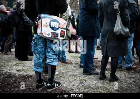 Amsterdam, Netherlands. 6th February, 2016. Refugee welcome, racism not! Demonstration, Amsterdam, The Netherlands. Amsterdam, The Netherlands. 06th Feb. Protesters rallied against Islam and immigration in several European cities Saturday. In Amsterdam, people took the place of Jonas Daniël Meijerplein to raise their voices against the hate and racism which organizations such as Pegida are spreading in The Netherlands. Credit:  Romy Arroyo Fernandez/Alamy Live News. Stock Photo