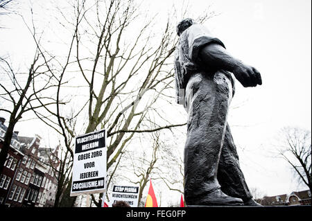 Amsterdam, Netherlands. 6th February, 2016. Refugee welcome, racism not! Demonstration, Amsterdam, The Netherlands. Amsterdam, The Netherlands. 06th Feb. Protesters rallied against Islam and immigration in several European cities Saturday. In Amsterdam, people took the place of Jonas Daniël Meijerplein to raise their voices against the hate and racism which organizations such as Pegida are spreading in The Netherlands. Credit:  Romy Arroyo Fernandez/Alamy Live News. Stock Photo