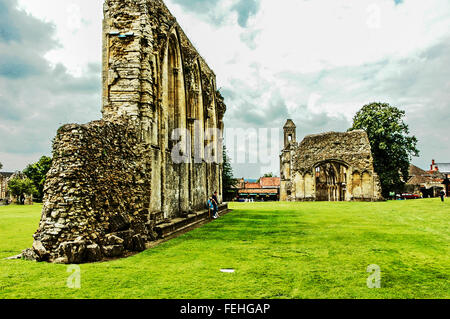 Ruins of Glastonbury Abbey, a Benedictine monastery in Glastonbury, Somerset, England, a grade I listed building Stock Photo