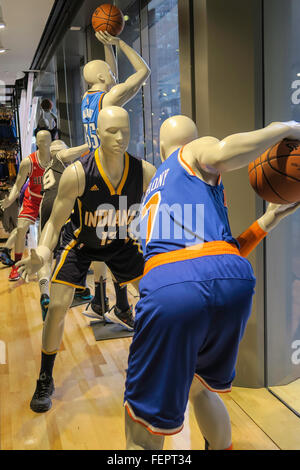 NBA Flagship Store, 545 Fifth Avenue, NYC Stock Photo - Alamy