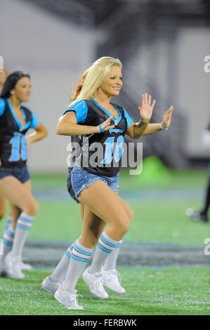 Orlando, FL, USA. 5th Nov, 2010. Florida Tuskers cheerleaders during the Tuskers game against the Omaha Nighthawks at the Florida Citrus Bowl on November 4, 2010 in Orlando, Florida. Florida won the game 31-14. © Scott A. Miller/ZUMA Wire/Alamy Live News Stock Photo