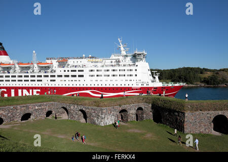 The MS Gabriella Viking Line passenger ferry passing through the Kustaanmiekka strait, Suomenlinna, Helsinki, Finland. Stock Photo