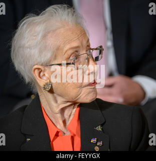 Katherine Johnson Receives Presidential Medal of Freedom 2 Stock Photo