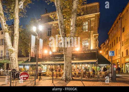 Les Deux Garcons, Street Cafe,  Cours Mirabeau, Boulevard in the evening, Aix en Provence, Provence, France Stock Photo