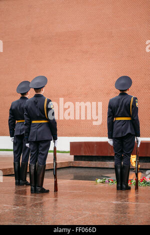 Moscow, Russia - May 24, 2015: Post honor guard at the Eternal Flame in Moscow at the Tomb of the Unknown Soldier (Post number 1 Stock Photo