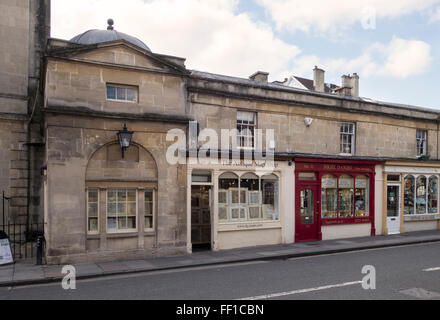 Shops on Pulteney Bridge, Bath, England, UK Stock Photo