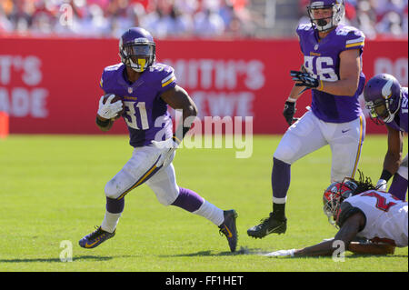 Minnesota vikings jerick mckinnon hi-res stock photography and images -  Alamy