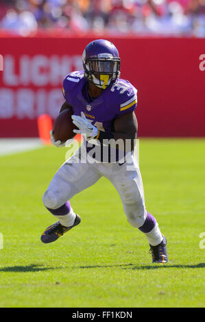 Minnesota Vikings running back Jerick McKinnon (31) is tackled by ...