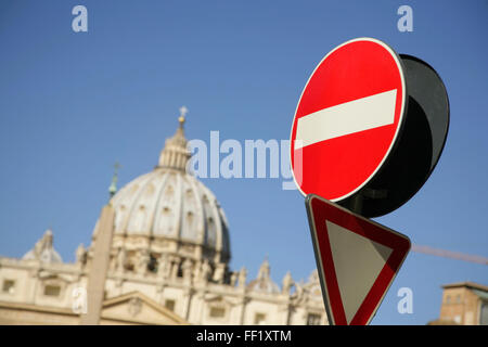 No Entry sign near the Basilica di San Pietro (St Peter's), Vatican City, Rome, Italy Stock Photo