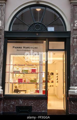 Pierre Marcolini Chocolate Shop; Galeries Royales - Galerie de la Reine - Saint Hurbert, Brussels, Belgium Stock Photo