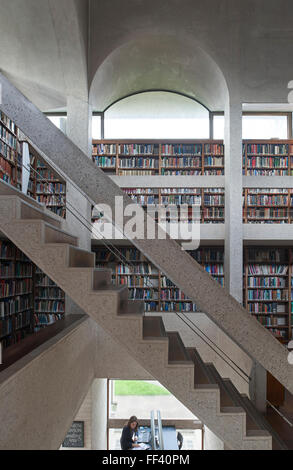 Library at Murray Edwards College, Cambridge Designed by Chamberlin, Powell and Bon Stock Photo