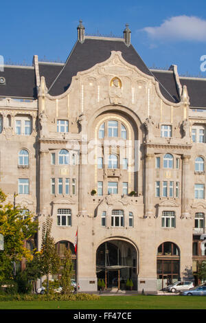 Art Nouveau style Four Seasons Hotel Gresham Palace, Budapest, Hungary Stock Photo