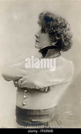 SARAH BERNHARDT (1844-1923). /nFrench actress. Photographed c1885 in ...