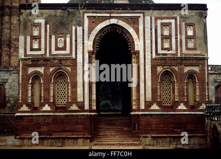 geography / travel, India, Delhi, Quwwat-ul-Islam Mosque (mosque of the power of the Islam), built: since 1199 under Qutb ad-Din Aibak, exterior view, detail of the facade, 1970s, Additional-Rights-Clearences-Not Available Stock Photo
