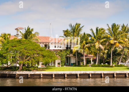 Luxury mansion in exclusive part of Fort Lauderdale known as small Venice Stock Photo