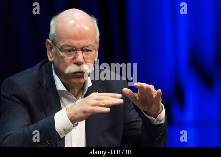 Bochum, Germany. 11th February, 2016. Dieter Zetsche, CEO Daimler AG, CAR symposium, automotive experts meeting, Bochum, Germany, 11.02.2016. Credit:  Juergen Schwarz/Alamy Live News Stock Photo