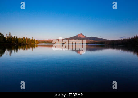 Big Lake at the base of Mt Washington, one of the tallest mountains on the Santiam Pass near Mount Jefferson. Stock Photo