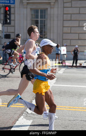 LA, California, USA. 13th Feb, 2016. Shalane Flanagan: finished the ...