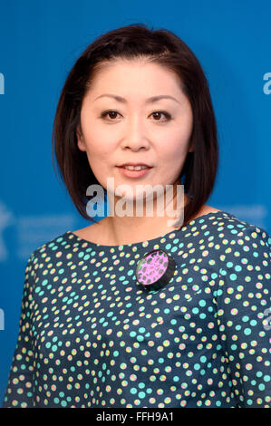 Berlin, Germany. 13th Feb, 2016. Kaori Momoi during the 'Grüße aus Fukushima/Fukushima, mon amour' photocall at the 66th Berlin International Film Festival/Berlinale 2016 on February 13, 2016 in Berlin, Germany. Credit:  dpa/Alamy Live News Stock Photo