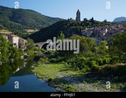 Pont Du Diable, over the Jaur river in Olargues, Haut-Languedoc, France Stock Photo
