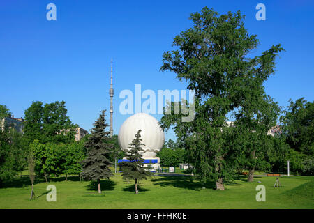 The 540.1 meter high Ostankino Tower (1967) in Moscow, Russia Stock Photo