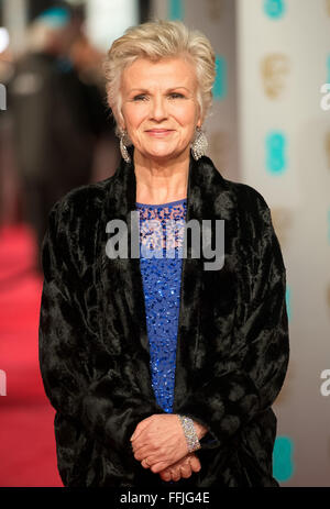 London, UK. 14th February, 2016. Actress Julie Walters arrives at the EE British Academy Film Awards, BAFTA Awards, at the Royal Opera House in London, England, on 14 February 2016. Credit:  dpa picture alliance/Alamy Live News Stock Photo