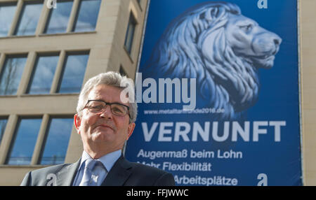 Munich, Germany. 15th Feb, 2016. Chief executive of the Association of the Bavarian Metal and Electric Industry (VBM) Bertram Brossardt presents the new campaign motif to the upcoming round of collective bargaining prior to a press conference in Munich, Germany, 15 February 2016. Photo: Matthias Balk/dpa/Alamy Live News Stock Photo