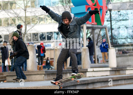 Philadelphia, USA. 14th February, 2016. Skaters came en masse to LOVE Park in the extended weekend of Feb. 13 to Feb. 15., 2016 for “one more spin” after a  city-imposed ban got lifted till demolition of the iconic park at JFK Plaza in Center City Philadelphia, PA starts after President’s Day. Credit:  Bastiaan Slabbers/Alamy Live News Stock Photo