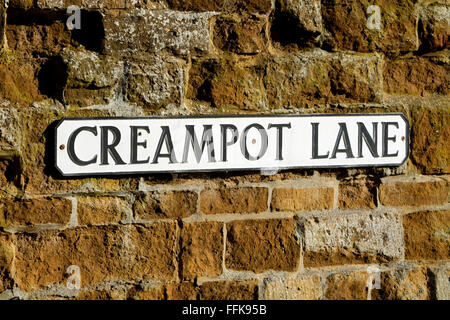 Creampot Lane sign, Cropredy, Oxfordshire, England, UK Stock Photo