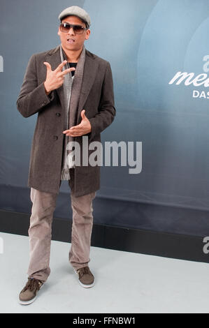 Berlin, Germany. 16th Feb, 2016. Singer Xavier Naidoo arrives at a photo call for the start of the third series of the Vox TV show Sing meinen Song - Das Tauschkonzert (lit. sing my song - the swap concert) in Berlin, Germany, 16 February 2016. PHOTO: KLAUS-DIETMAR GABBERT/DPA/Alamy Live News Stock Photo