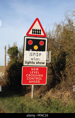 British Rail sign and level crossing, Newark Castle Railway Station ...