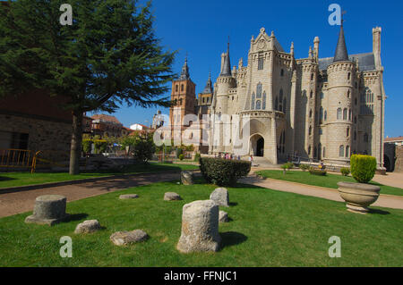 Astorga, Gaudi Palace now Museun of the ways , Episcopal Palace, Via de la plata, Ruta de la plata, Leon province, Castilla y Le Stock Photo