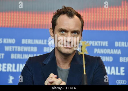 Berlin, Germany. 16th February, 2016. / 66th Berlinale Pressekonferenz GENIUS in Berlin Hotel Hyatt am 16.02.2016 © dpa picture alliance/Alamy Live News Stock Photo