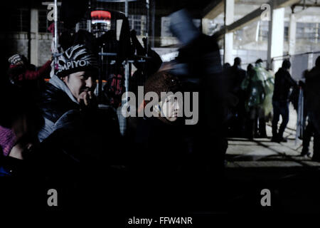 Migrants on Chios Island -  04/01/2016  -  Greece / Cyclades (the) / Chios island  -  Refugees spend the night in the UNHCR hot Stock Photo