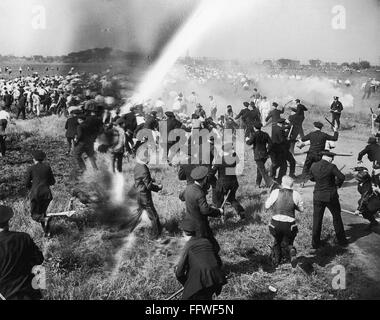 Memorial Day Massacre, 1937 Stock Photo - Alamy