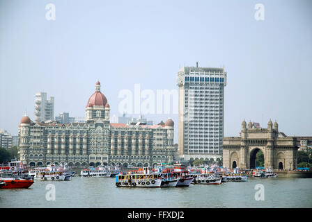 Old and new Taj Mahal hotel and Gateway of India Apollo bunder heritage , Bombay Mumbai , Maharashtra , India Stock Photo