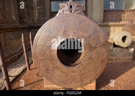 Cannon in front of Gol Gumbaz museum , Bijapur , Karnataka , India Stock Photo