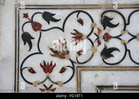 Marble inlay work of interlocking designs on wall of  Taj Mahal Seventh Wonders of World , Agra , Uttar Pradesh Stock Photo