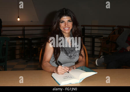 Huntington, New York, USA. 16th February, 2016. TV personality Teresa Giudice signs copies of her book, 'Turning the Tables: From Housewife to Inmate and Back Again' at Book Revue. Credit:  Debby Wong/Alamy Live News Stock Photo
