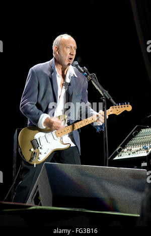 The Who performing live on the pyramid stage at the Glastonbury Festival 2007, Somerset, England, United Kingdom. Stock Photo