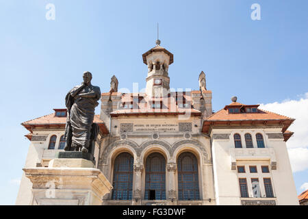 Statue of Ovid and National History and Archaeology Museum, Ovidiu Square, Constanta, Romania Stock Photo